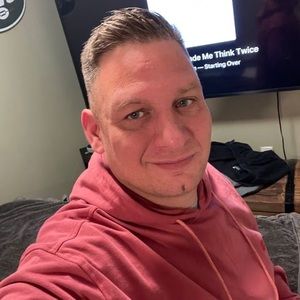 Meet your Posher, Jason